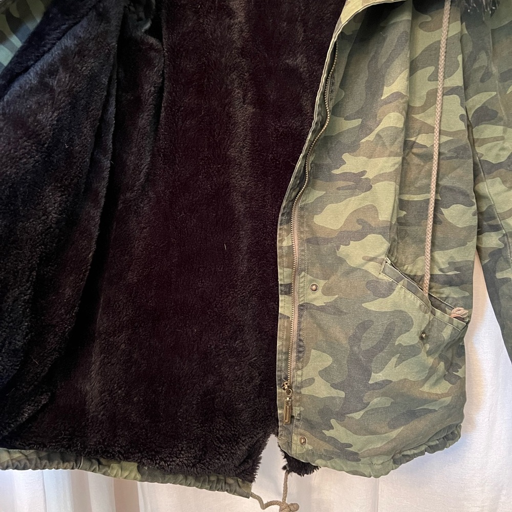 Fur lined camo coat